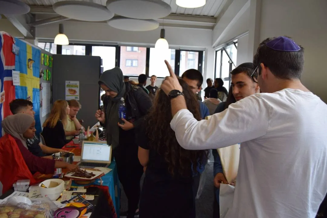 – Freshers Fair (AR)