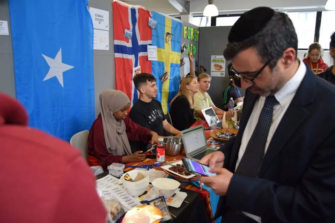 – Freshers Fair (AR)