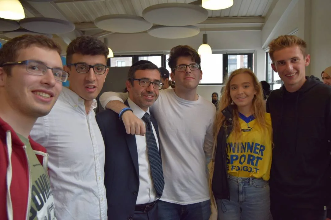 – Freshers Fair (AR)