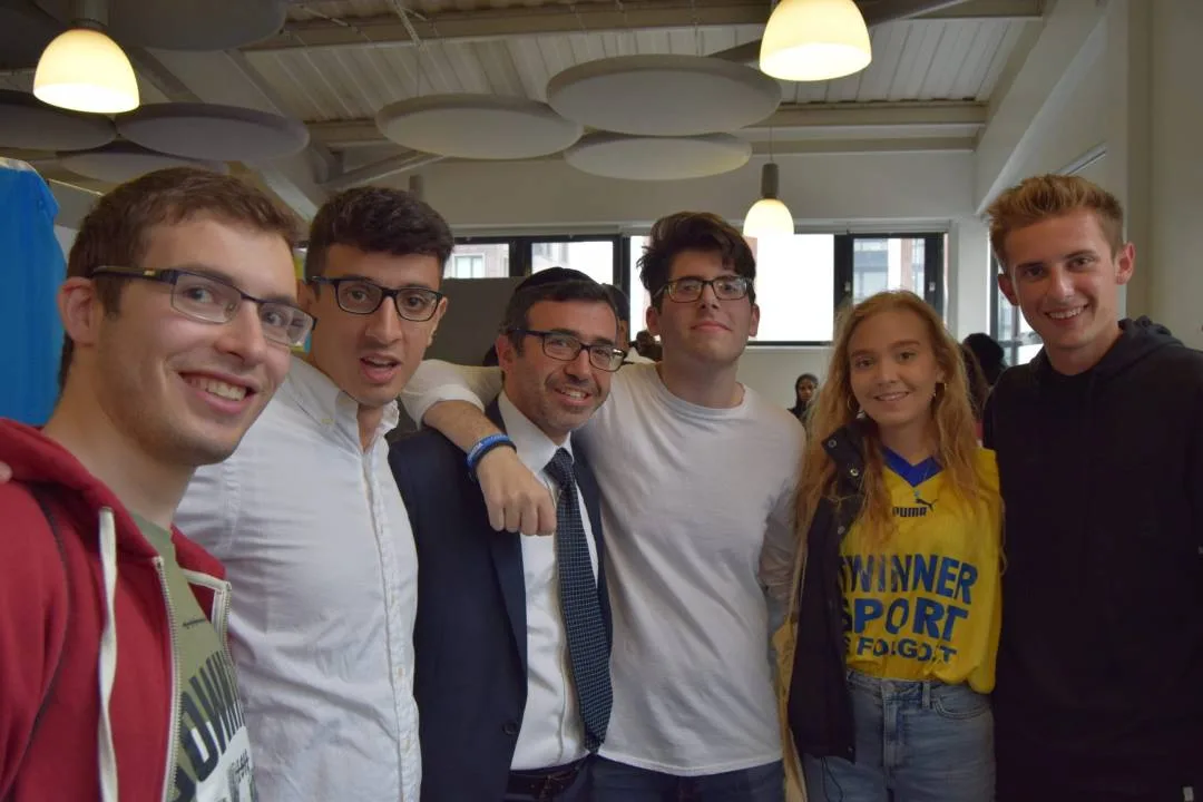 – Freshers Fair (AR)