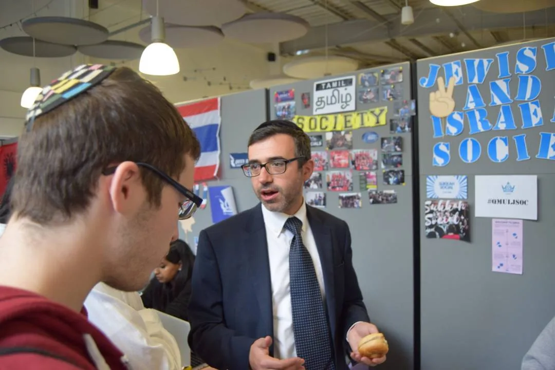 – Freshers Fair (AR)