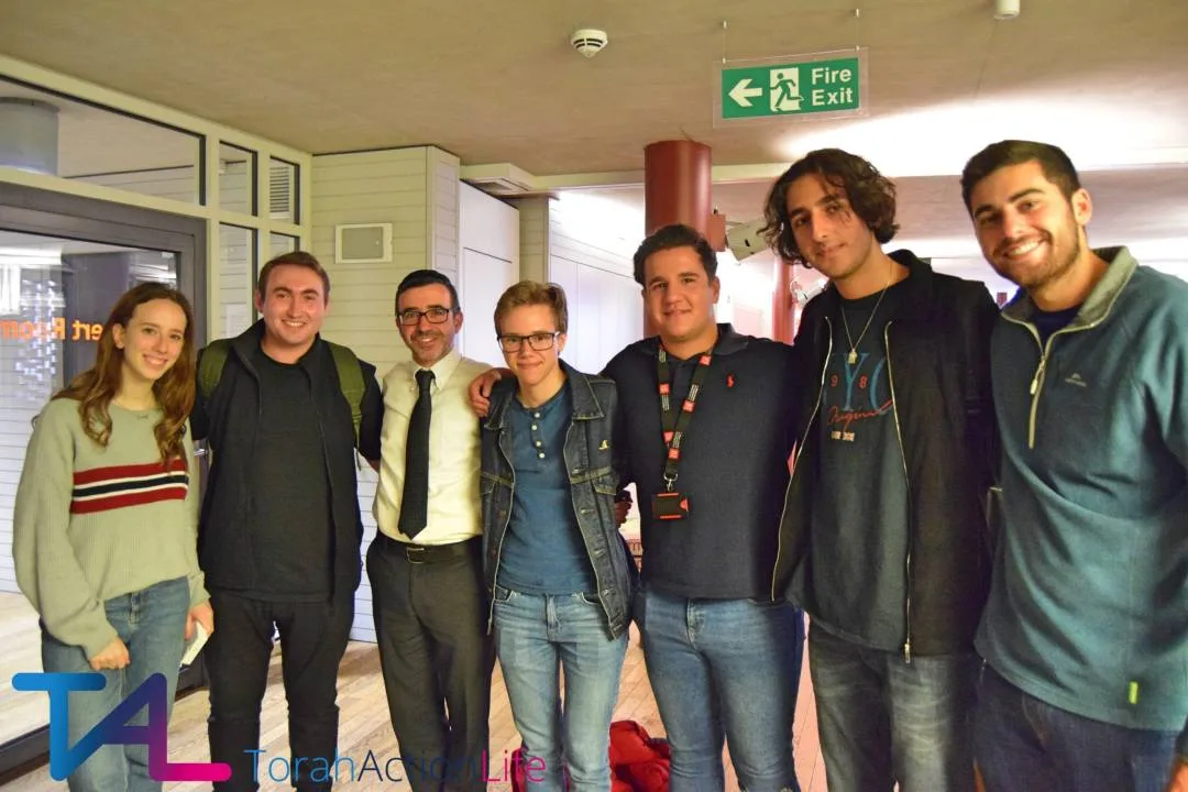 – LSE lunch & learn (AR)