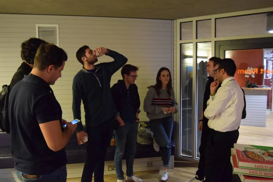– LSE lunch & learn (AR)