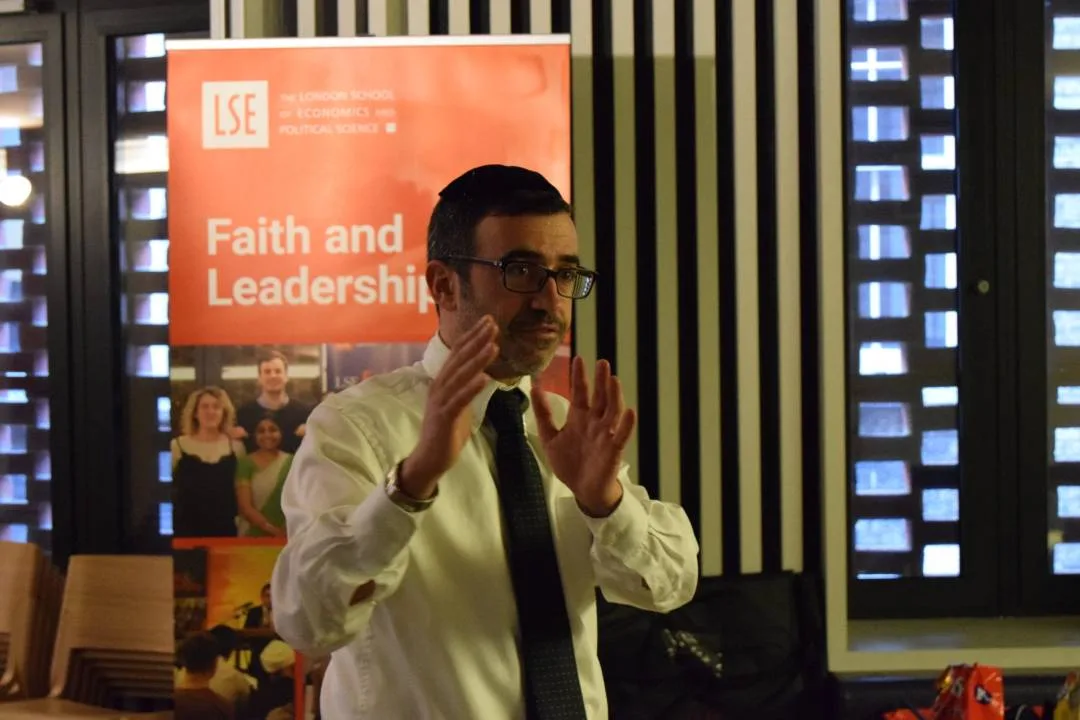 – LSE lunch & learn (AR)