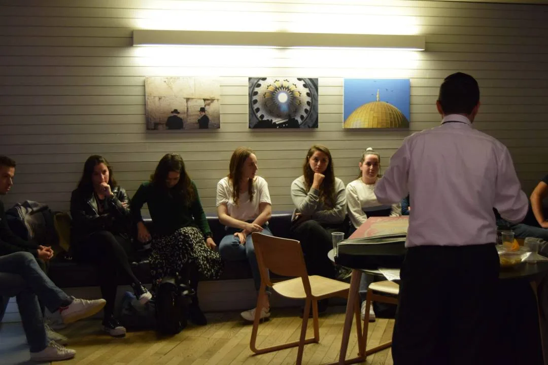 – LSE lunch & learn (AR)