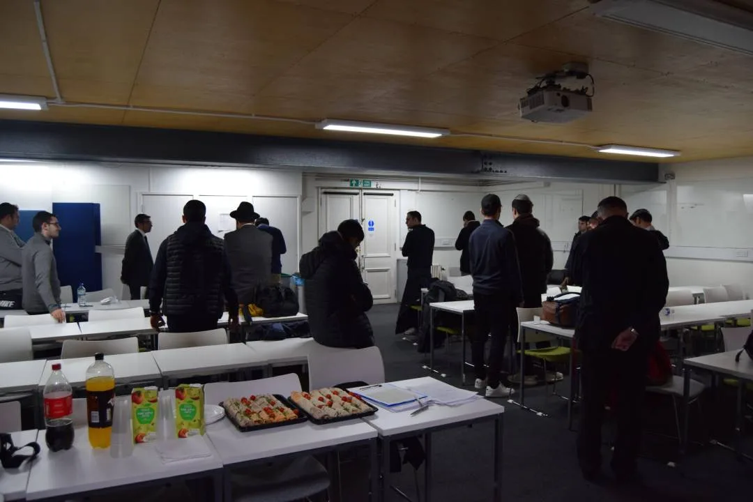 UCL 121 (AR)
