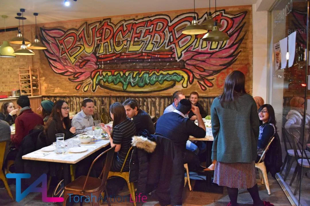 YMC burgers bar (AR)