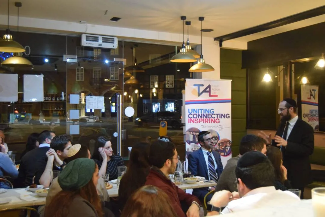YMC burgers bar (AR)