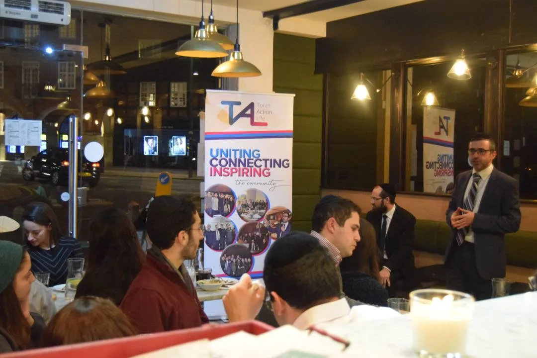 YMC burgers bar (AR)