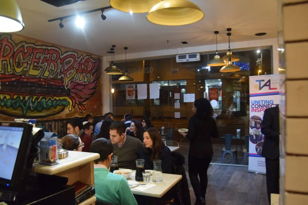 YMC burgers bar (AR)