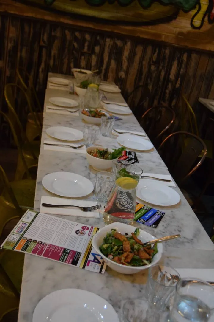 YMC burgers bar (AR)
