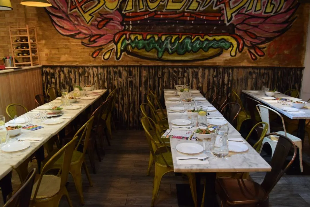 YMC burgers bar (AR)