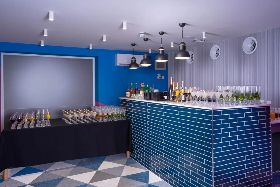 Cocktail Bar